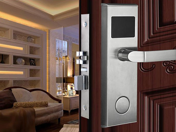 梁河24小时上门开锁公司