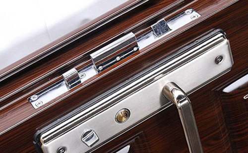 梁河24小时上门开锁公司