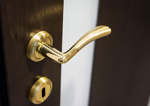 梁河24小时上门开锁公司