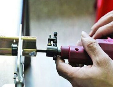 梁河24小时上门开锁公司