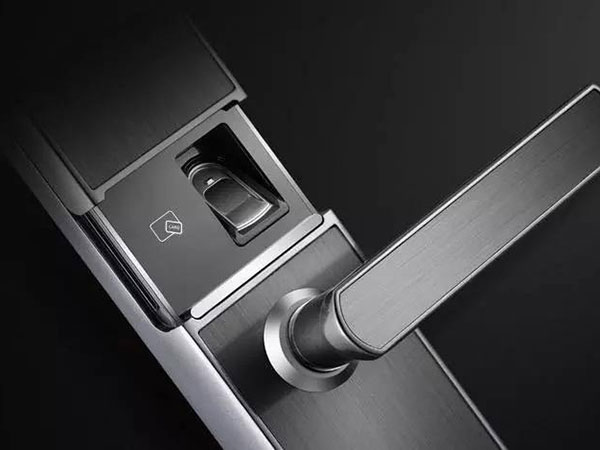 梁河24小时上门开锁公司